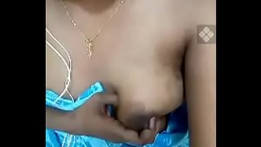 Desi Sex Babes - Desi Sex Blog Presents Hot Outdoor Bath Scene Of Young Bengali Girl indian  xxx video