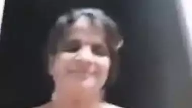 Big boobed Indian aunty naked solo