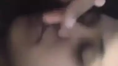 Cute Desi plumper sucks erect XXX prick of her lover like a pro