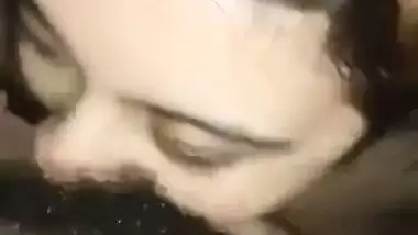 Amritsar girl gives a Punjabi blowjob to her lover