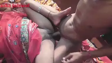 Man with pleasure fucks moist XXX hole of the Desi lady in a mask